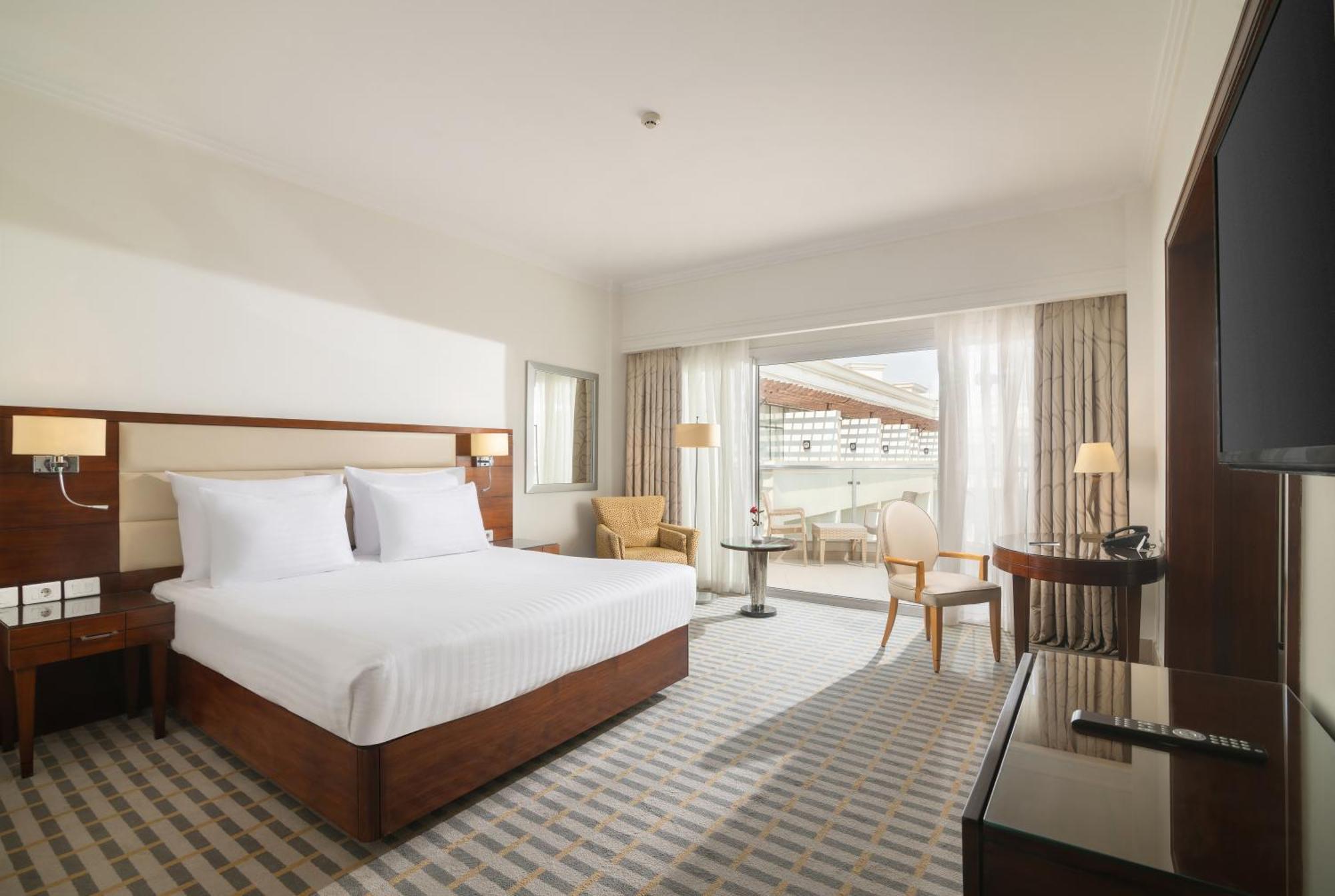 Hotel Steigenberger Pyramids Cairo Al Kawm al Akhdar Exterior foto A room at the hotel