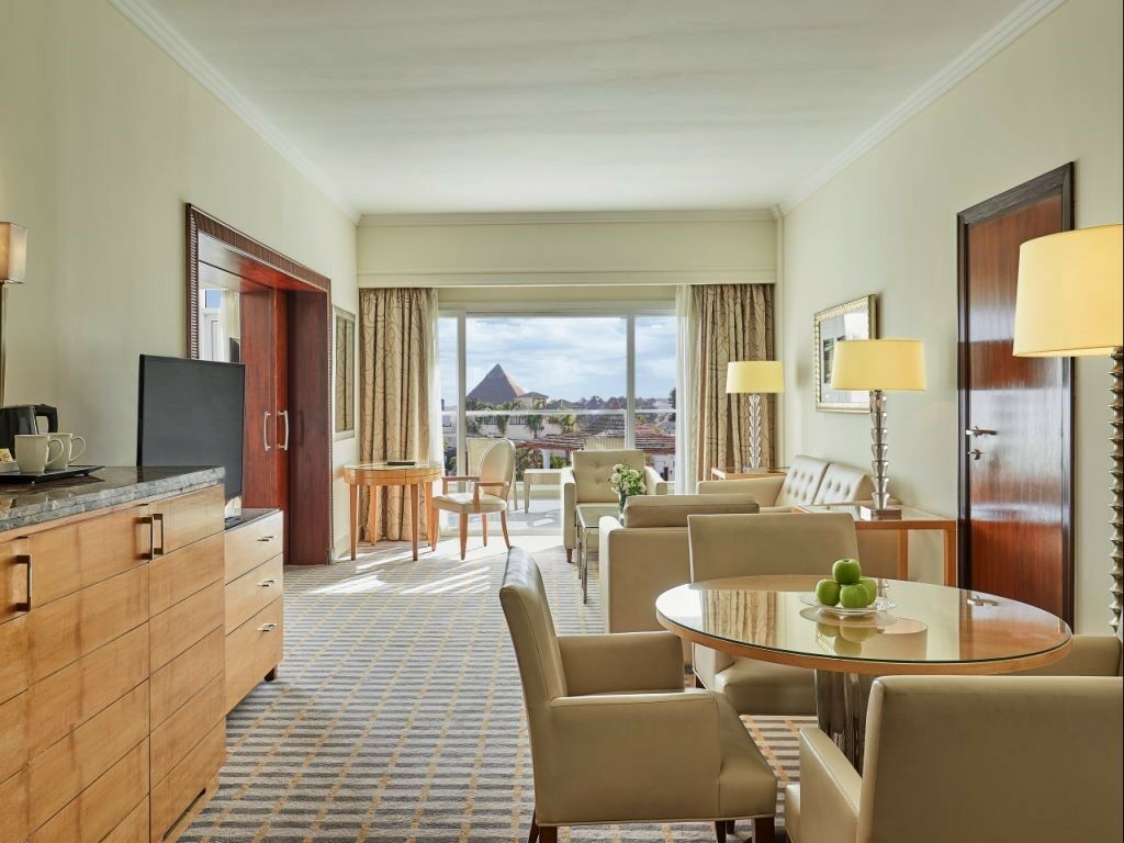 Hotel Steigenberger Pyramids Cairo Al Kawm al Akhdar Exterior foto Suite at the Grand Hyatt Cairo